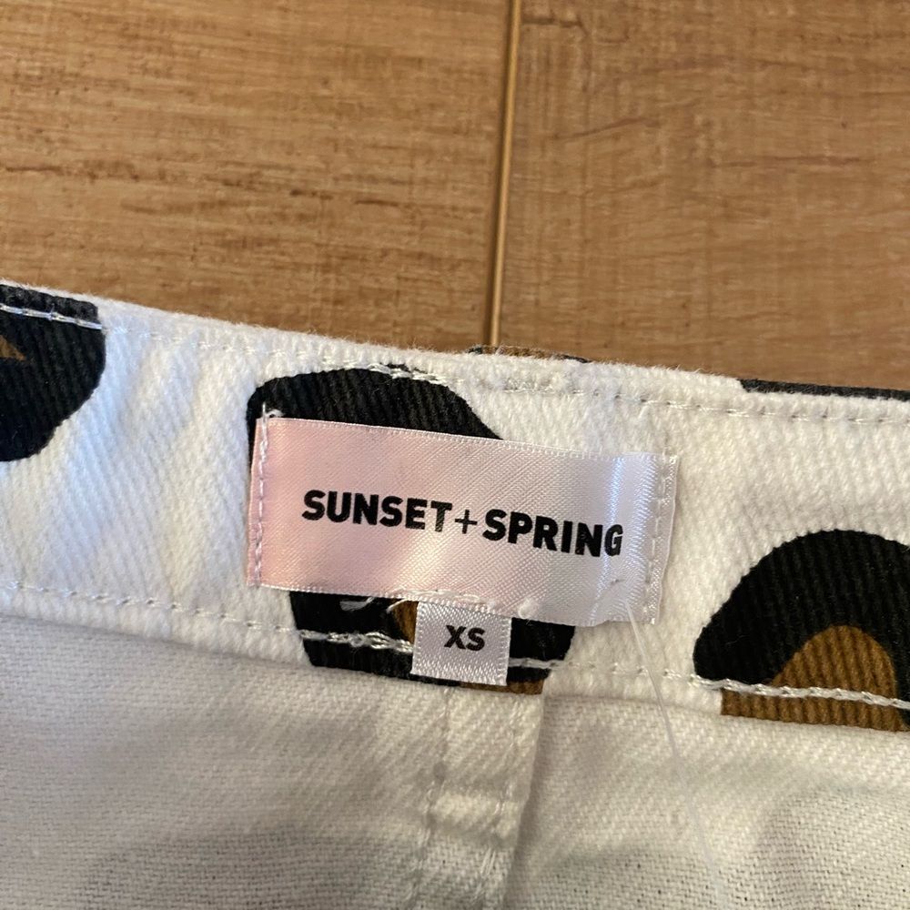 NWT Sunset & Spring Cheetah Print mini skirt white brown animal print spring - Picture 2 of 6